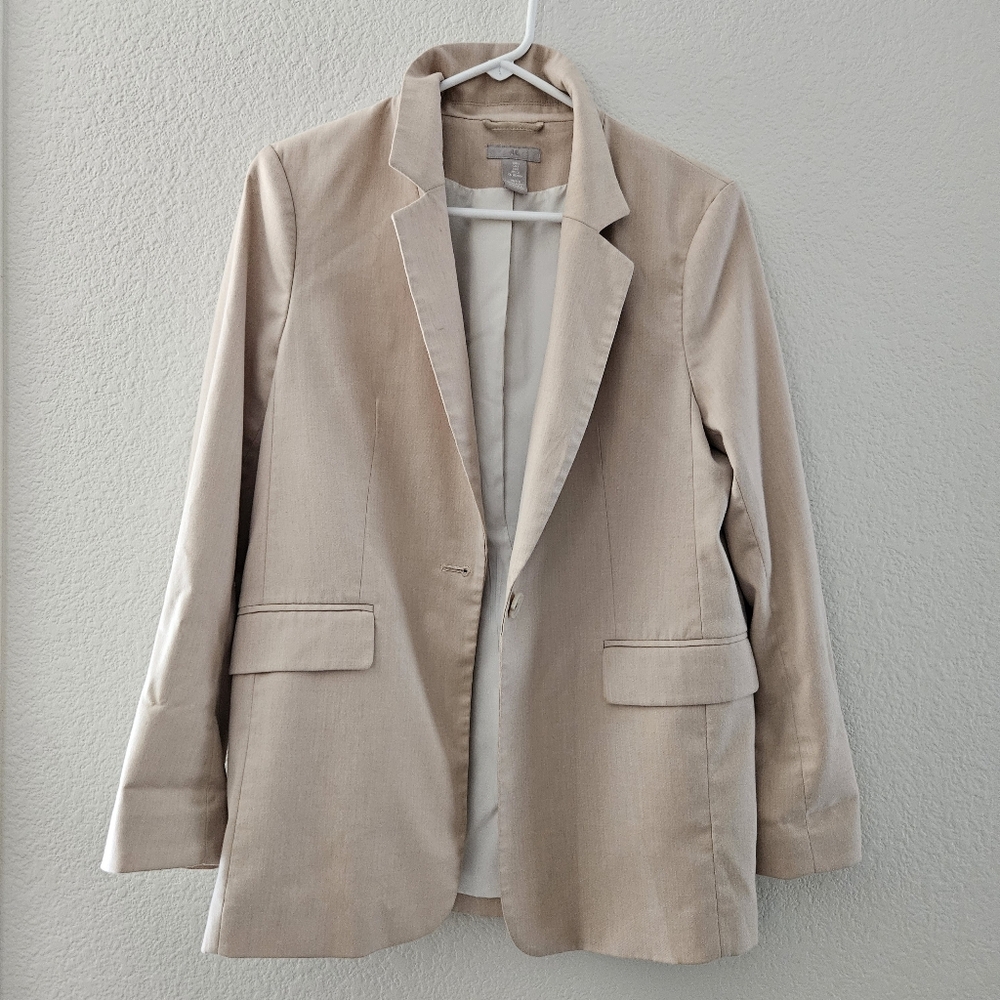 Relaxed Lightweight Summer Blazer